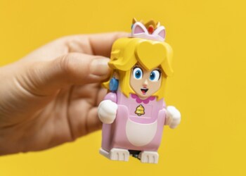 Festeggiamo il Mar10 Day con LEGO Peach!