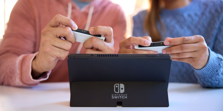 Due cuori e Nintendo Switch: la console perfetta per San Valentino