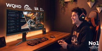 Dal lavoro al gaming: AOC GAMING CU34G4CA (180 Hz) e CU34G4ZCA (250 Hz OC)