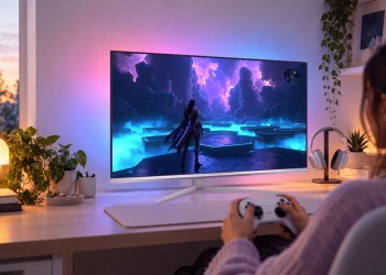 Philips Evnia porta il gaming su console oltre lo schermo